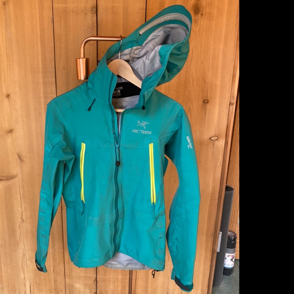 Arc’teryx Beta Lt Pro Teal sm